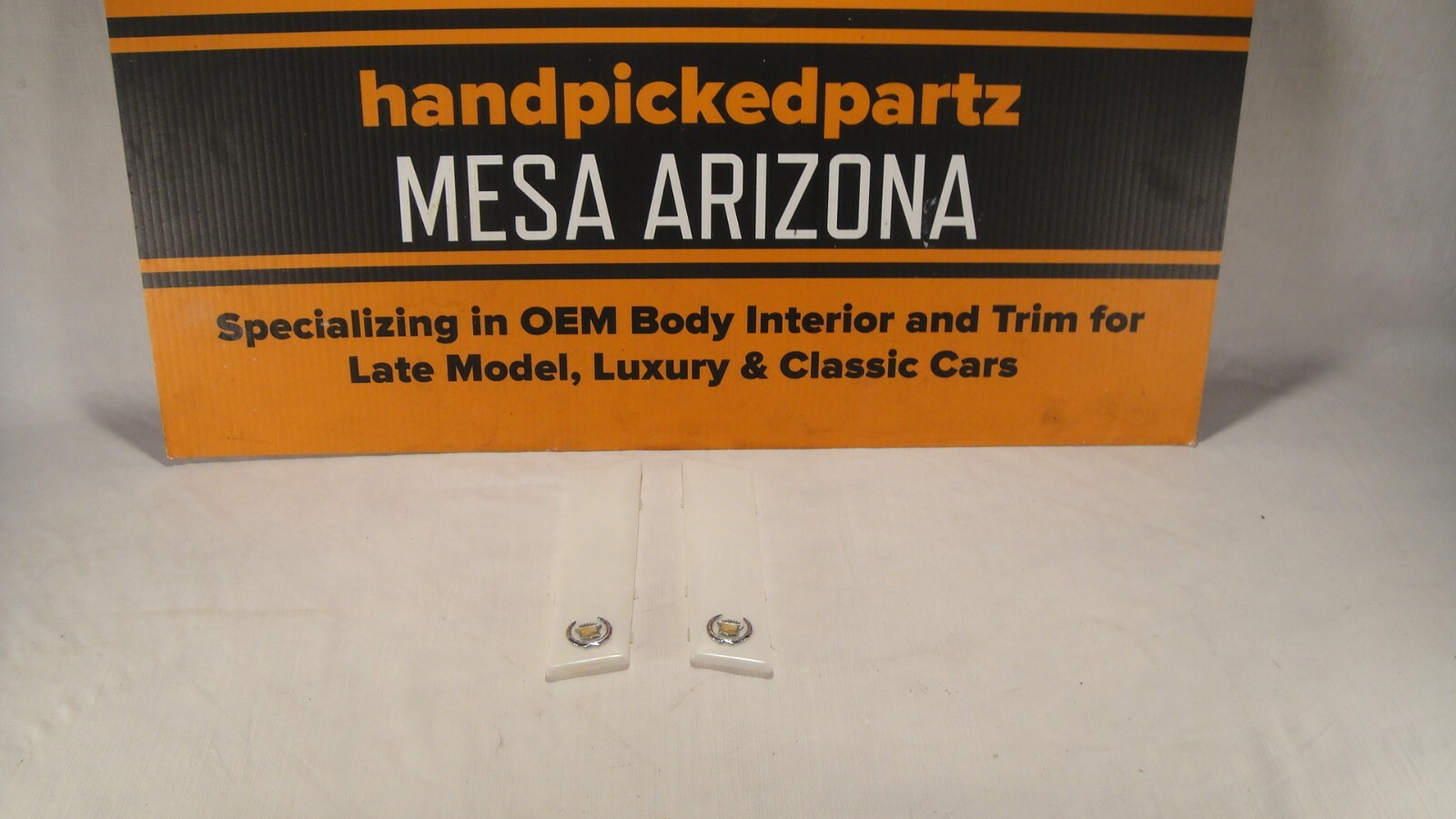 19851993 CADILLAC DEVILLE FWD INTERIOR SAIL PANEL COURTESY LIGHT LENS