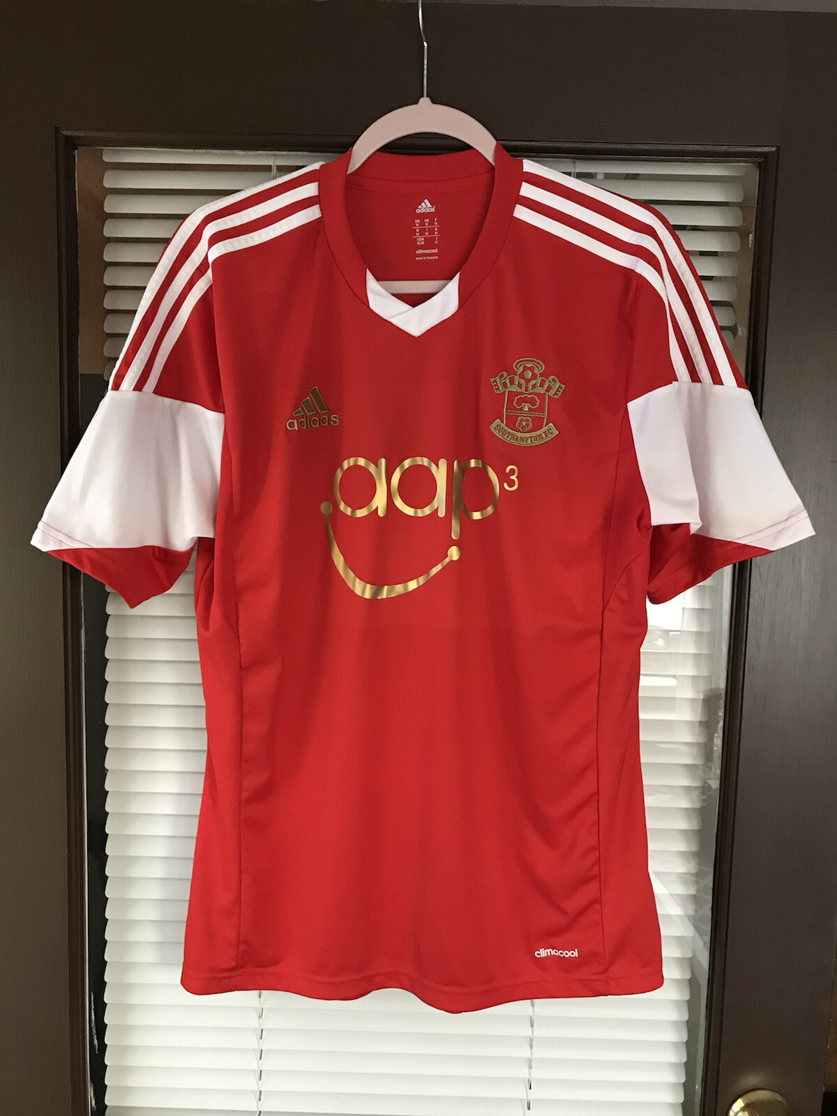 Vintage Adidas SOUTHAMPTON FC Red Soccer Jersey Football England Medium