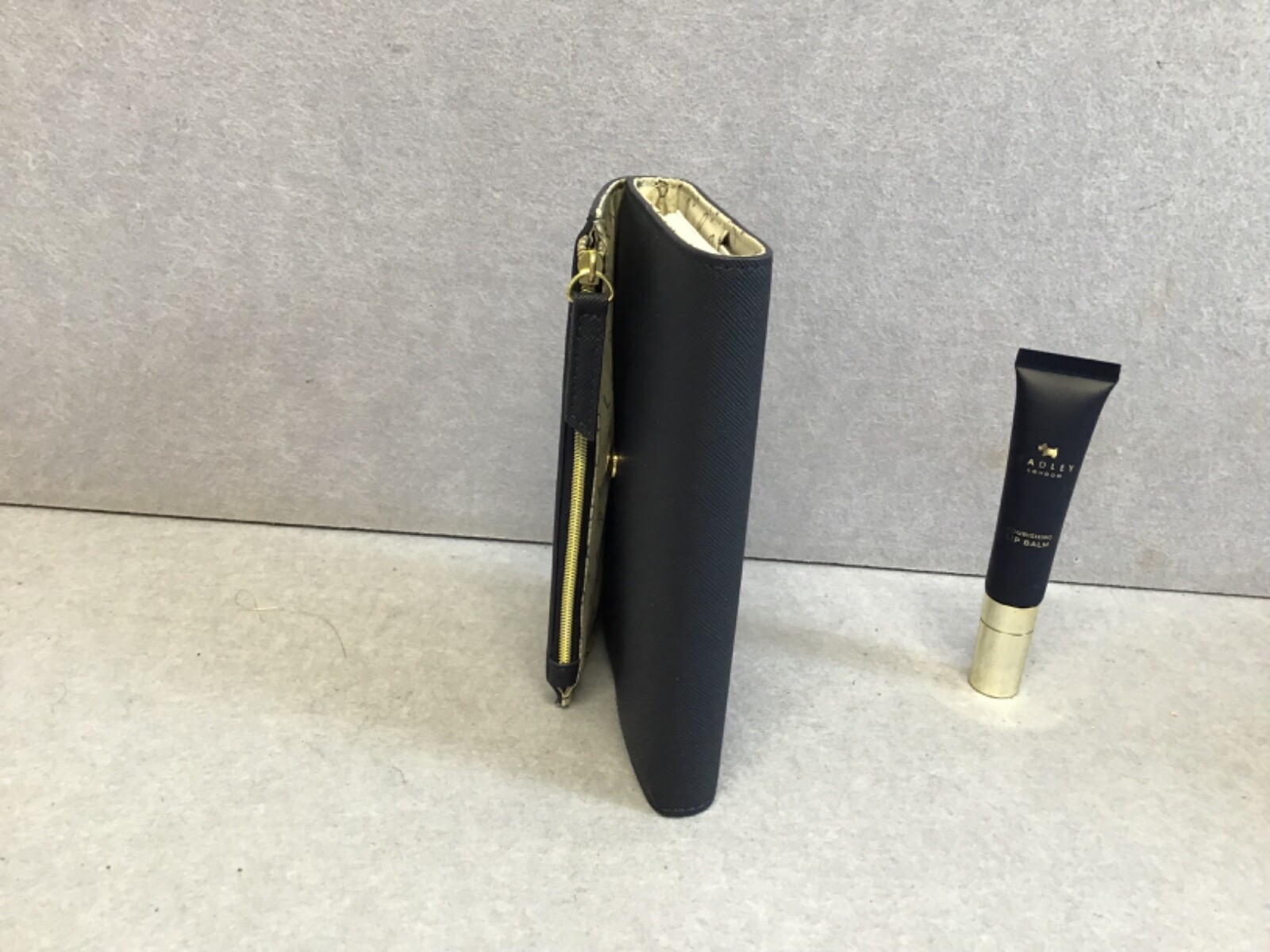 BNIB Navy Radley London zipped pocket organiser notebook pen lip balm