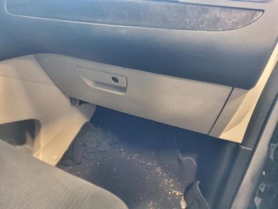 CARAVAN   2016 Glove Box 550915