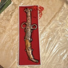 Decorative Reproduction Double-Edge Metal Dagger w/ Sheath, Silver/Gold