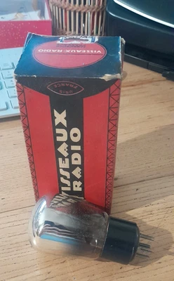 lampe tube visseaux radio V 20 - Photo 1/4