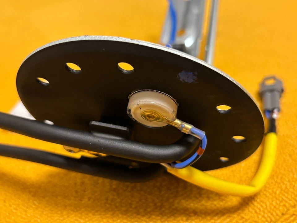 Toyota Genuine Supra JZA70 MK3 1986-1992 Fuel Pump Bracket 23206-70370 OEM JDM - Image 4 of 4