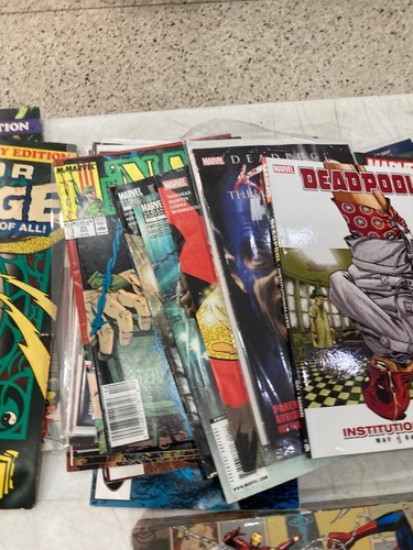 Vintage & Non Vintage Marvel Comic Book Collection Different Years & Issues - Picture 7 of 21
