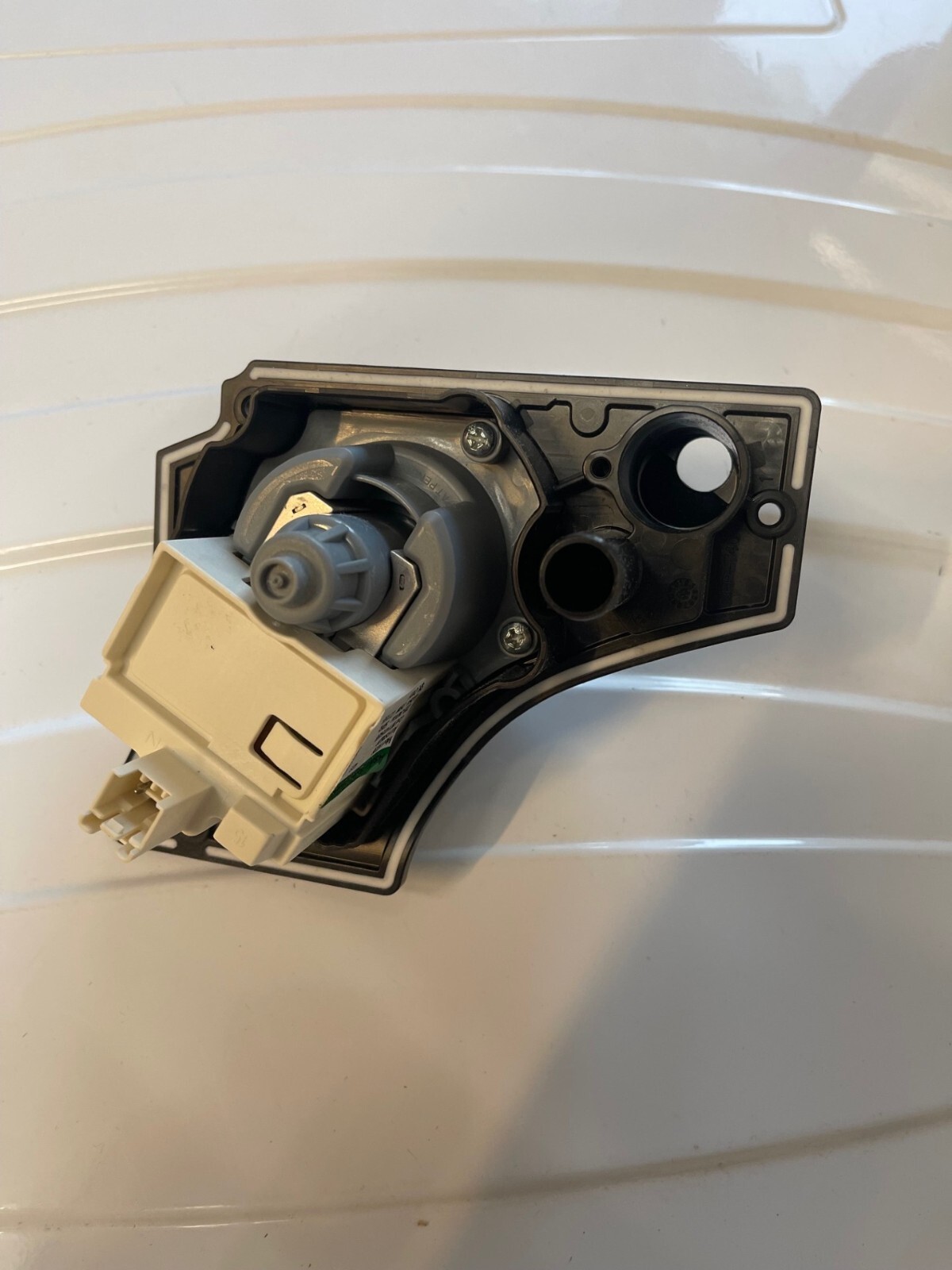 Pompe M338 Neuf C00728086 boite 226 OKI : moteur de vidange pour circuit de rechange