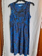Simply Vera - Vera Wang Sheath Dress Size 8 Blue Floral Sleeveless Empire Waist