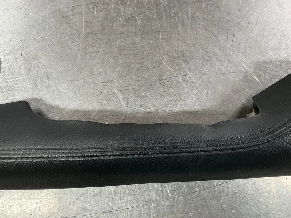 Toyota Supra MK4 JDM RHD 1993-1998 OEM REPOSABRAZOS NEGRO Foto 3 de 4