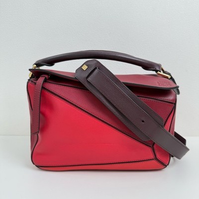 Loewe Pre-Owned Authentic Puzzle Red Shoulder Bag with Gold Hardware