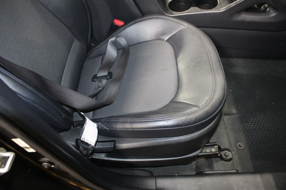 2012 Hyundai Tucson Passenger Front Seat Bucket Black Combo Used 93K Miles Foto 2 de 4
