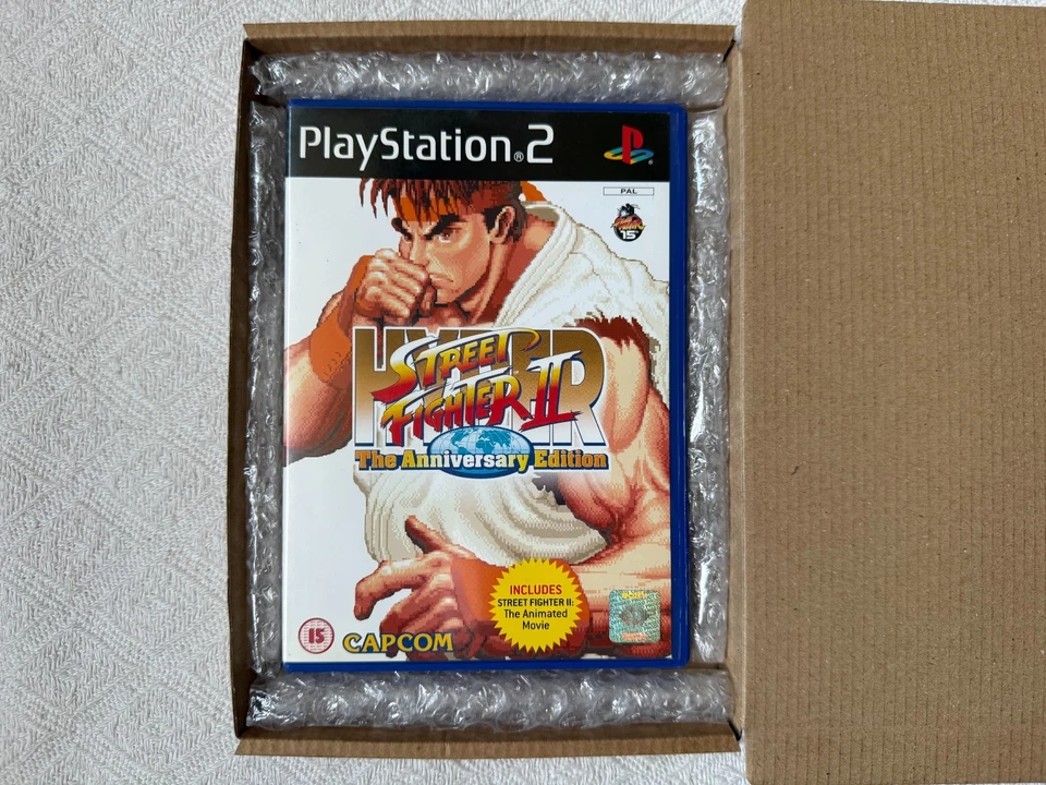 Hyper Street Fighter II The Anniversary Edition PS2 - UK PAL GC CIB - Tracked - Image 2 of 4