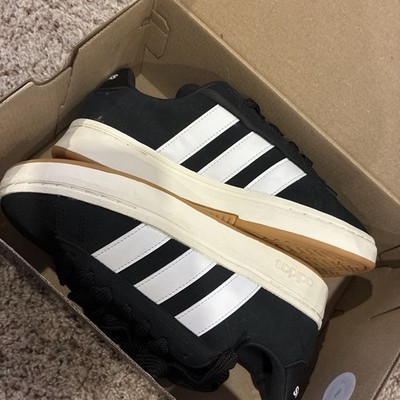 adidas Cloudfoam Comfort Cushioned Sneakers Black/White womens size 8.5