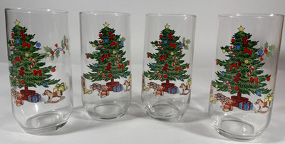 Vintage Luminarc Noel Christmas Tree Holly Tumblers/ Glasses 5.25'' x 2.5' 12oz