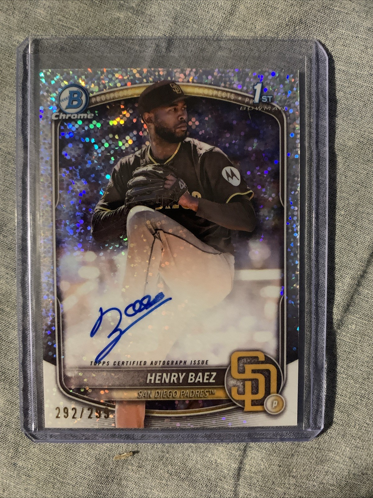 2025 Bowman Chrome Henry Baez Auto Speckle Refractor 1st Prospect Auto #/299