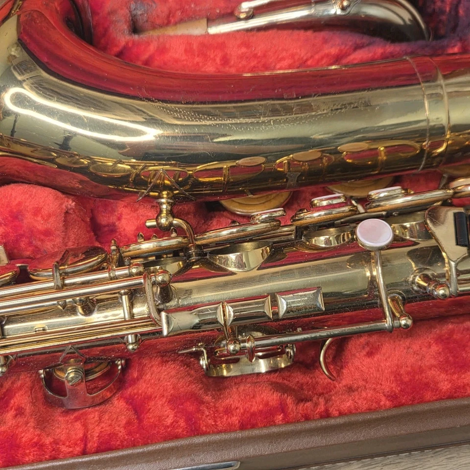 Saxofón Alto Leblanc Vintage Modelo 35 Dorado con Estuche y Accesorios Foto 3 de 4