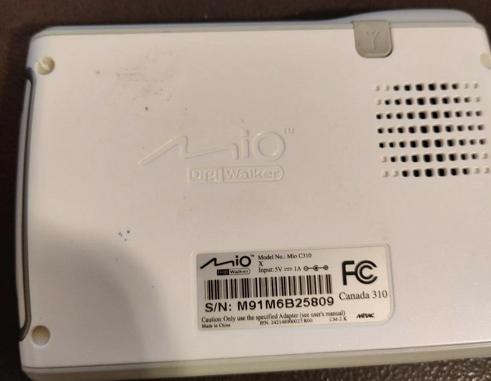 Lote de 3 TOM TOM`S / 1 MIO DIGI WALKER GPS / 1 MAGELLAN ROADMATE GPS Foto 4 de 4