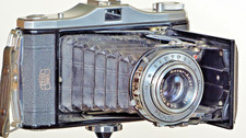 Folding ZEISS  IKONTA  NETTAR 517/2 moyen format 6x9 Excellent état