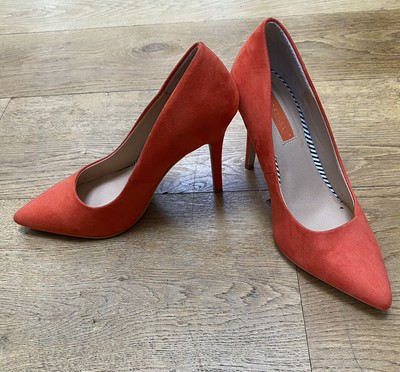 coral shoes heels