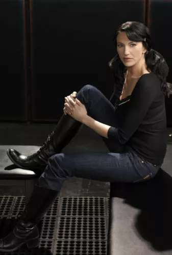Stargate SG-1 Metal Poster Claudia Black Vala Mal Doran 7x11 12x18 Photo