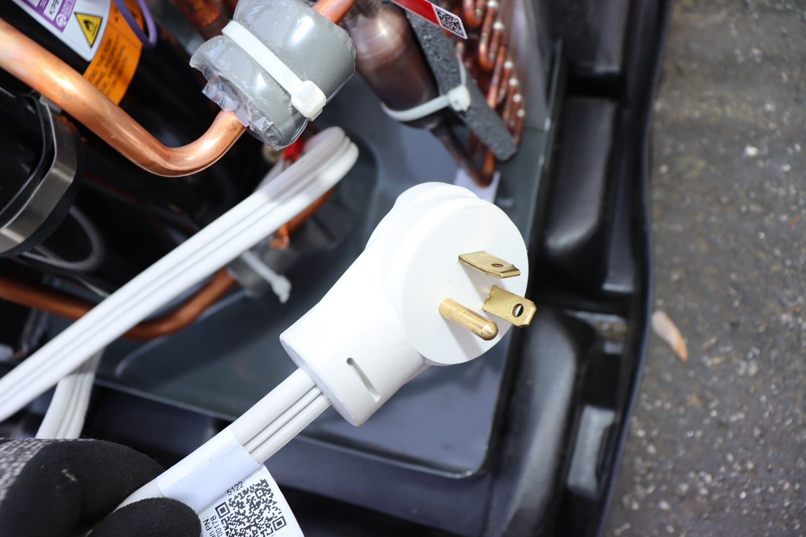 Amana HEC124J35AXXX 12k BTU Capacity, Packaged Terminal Air Conditioner