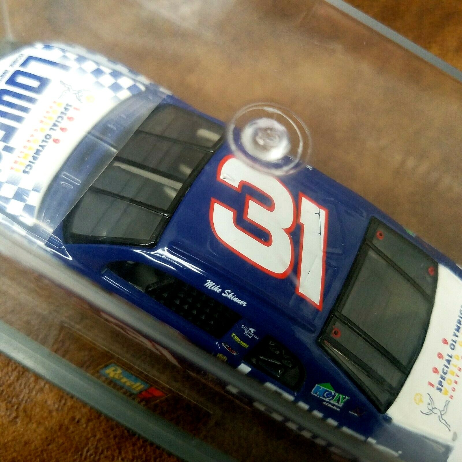 Picture 4 of 6