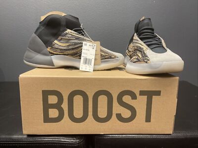 YZY QNTM Amber Tint Yeezy BRAND NEW Size 10.5 ADIDAS 