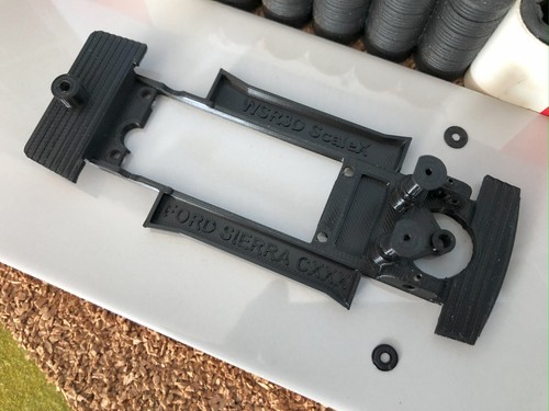SCALEXTRIC CLASSIC FORD SIERRA WSR3D CHASSIS WITH MOTOR MOUNT OPTIONS - Picture 3 of 19