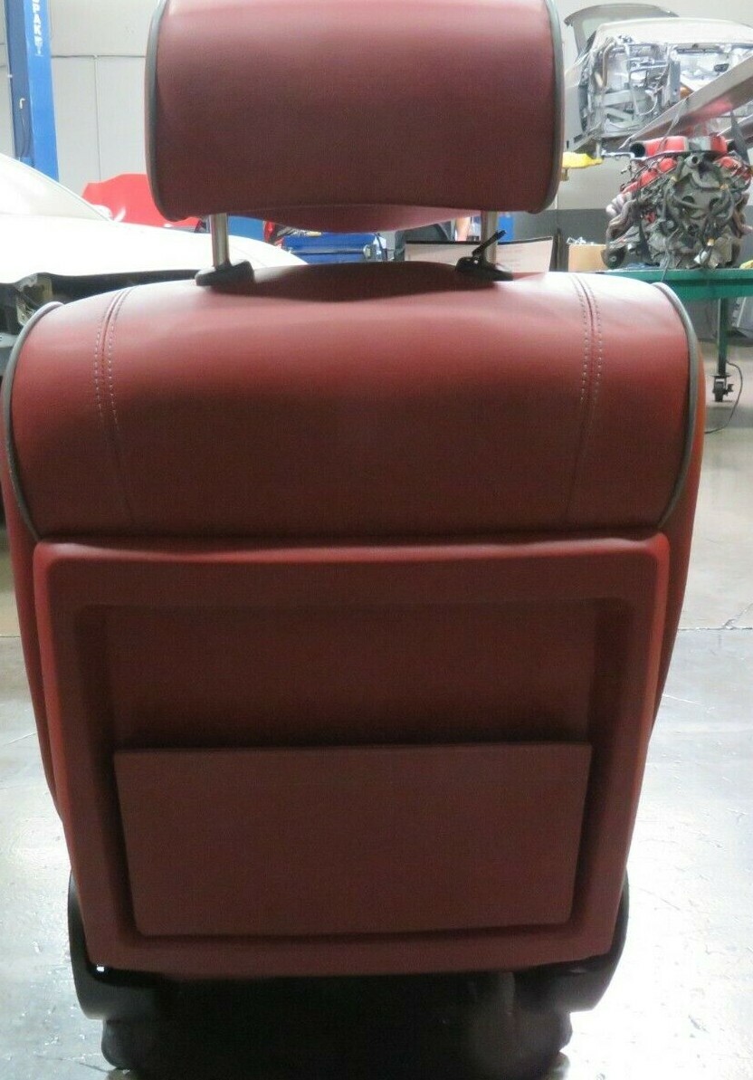 Maserati Quattroporte, LH, Left, Front Seat, Red, Used