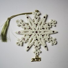 Lenox Annual 2015 Gemmed Snowflake Christmas Tree Ornament in Box