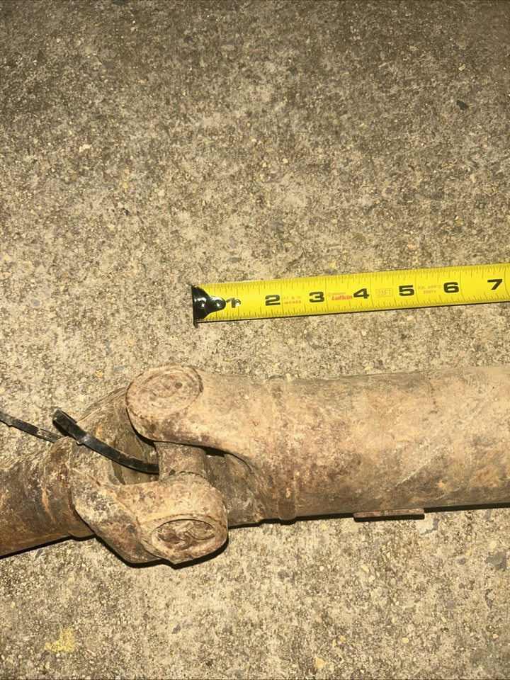 Rear Drive Shaft  Removable Carrier Fits 73-78 FORD F100 PICKUP Read !!!!  44” — 第 2/4 张图片
