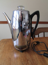 Vintage Universal Coffeematic 4460 Electric Coffee Maker Percolator 10"  READ
