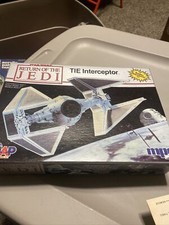 Star Wars Return Of The Jedi TIE Interceptor / Tie Fighter MPC Snap Model Kit