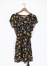 VELVET By Graham & Spencer Aggie Floral Print Wrap Dress Iberis S $198 B3