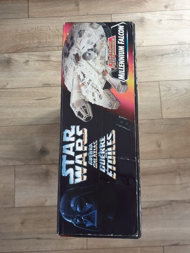 Kenner 1995 Star Wars Millenium Falcon - with working lights and sounds. Boxed. - Picture 21 of 24