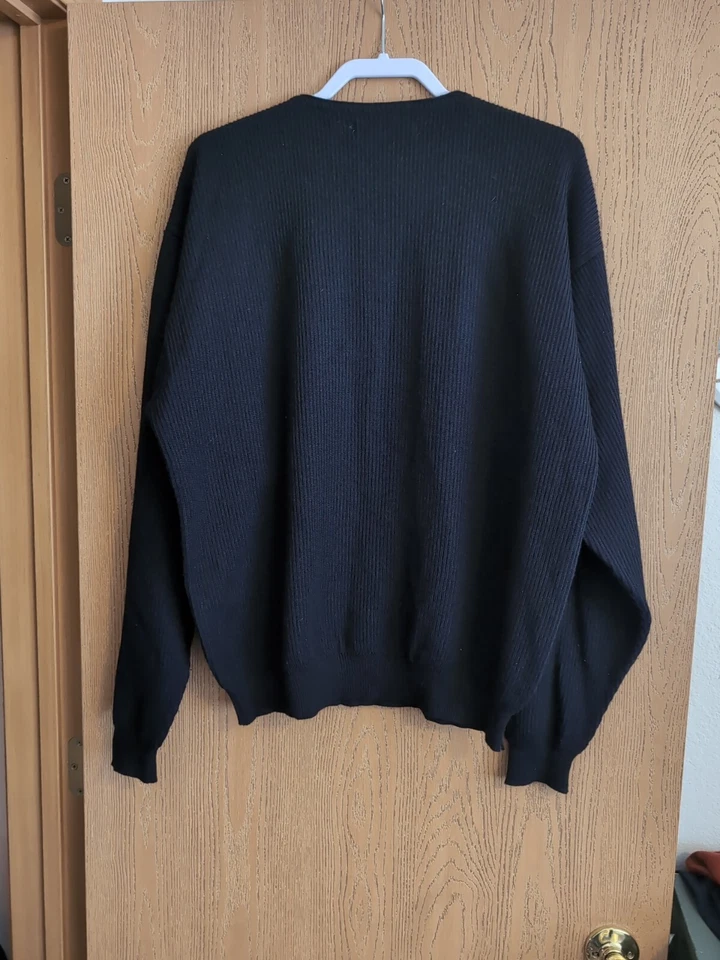 Suéter para hombre XLT Bachrach negro lana/acrílico cuello en V Foto 4 de 4