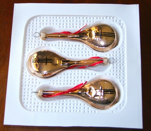 3 Vintage lutes/musical instrument. Hand-blown mercury glass Christmas ornaments - Picture 2 of 4