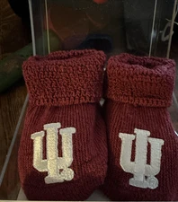 Indiana University Hoosiers Baby Booties – Newborn Size – Red – NWB – Gift Box!