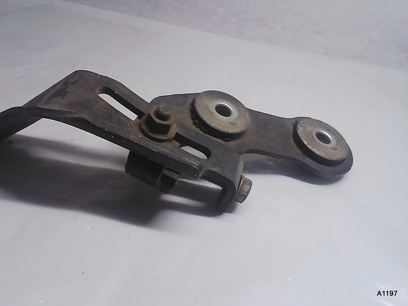 Подлинный кронштейн генератора переменного тока Mopar L-образный кузов 1986-1987 Dodge Daytona Charger Lancer - Изображение 4 из 4