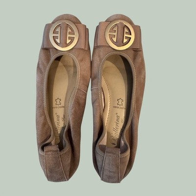 Sonja Ricci La Ballerina Suede Flats Taupe Gold Medallion Bow Size 42