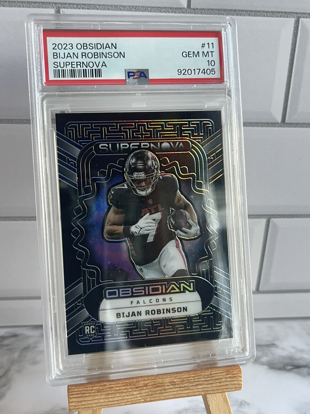 2023 Obsidian Bijan Robinson Supernova Rookie 96/135 #11 Falcons - PSA 10