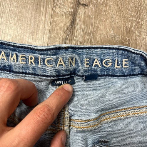 American Eagle Men's Athletic Fit Jeans 34x32 Light Wash Distressed Tapered - Picture 5 of 9