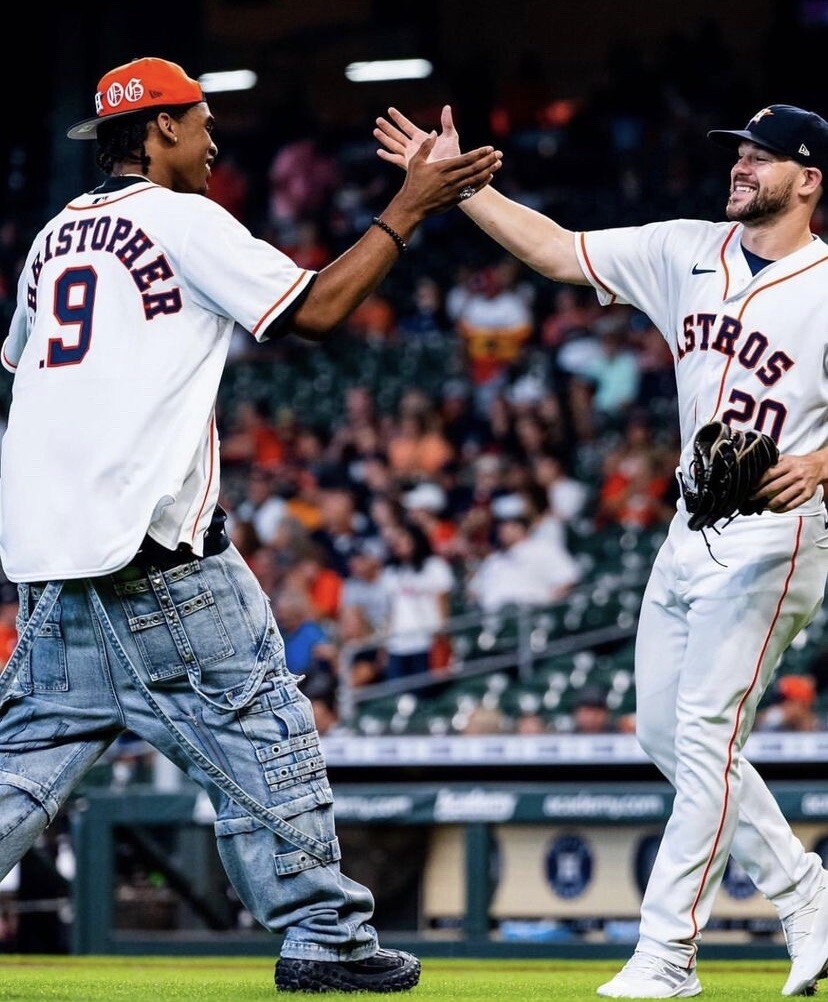 BALENCIAGA RAVER RELAXED FIT WIDE LEG PALE BLUE 2 In 1 DENIM JEANS SIZE: 32