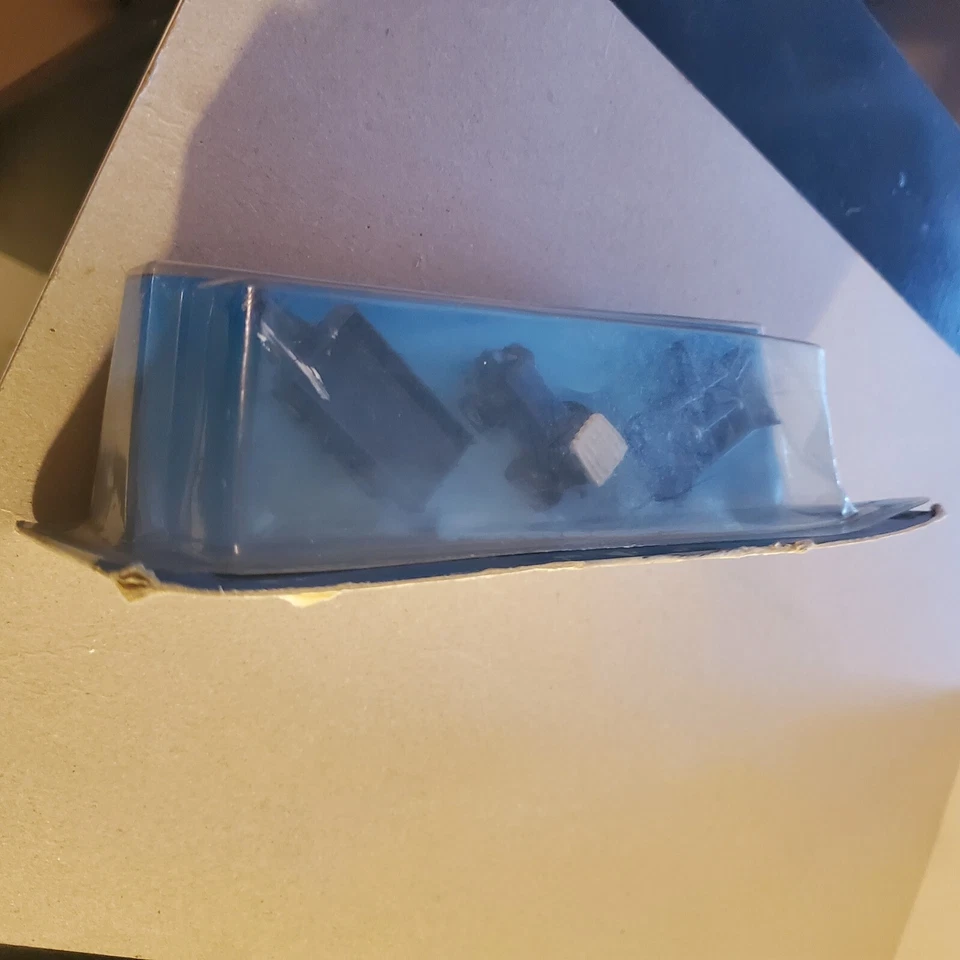 ERTL 4015 Máquinas Agrícolas Réplicas Metal Diecast Ford Tractor, Vagón Juego de Discos Nuevo Foto 3 de 4