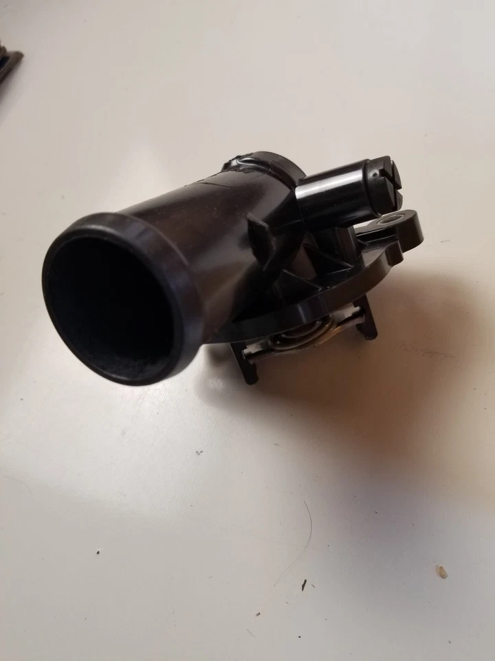 Выход воды HVAC Stant 49559 с термостатом - Изображение 3 из 4