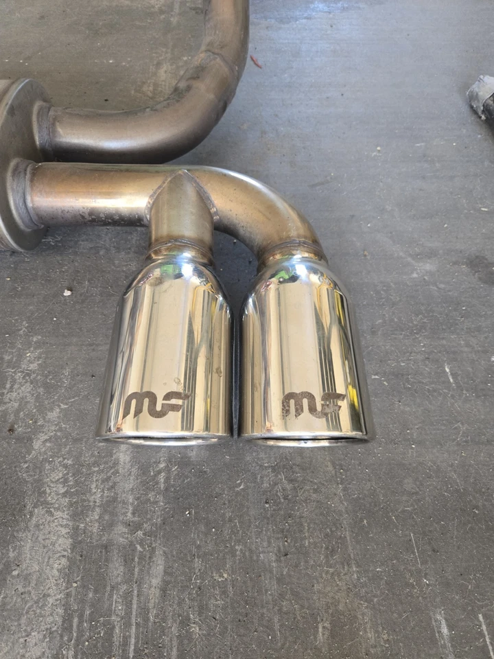 97-04 雪佛兰 Corvette Magnaflow 车轴后排气 16732 — 第 4/4 张图片