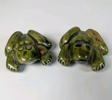 Anatomically Correct Frogs Risqué Naughty Male And Female 2 1/2” Ceramic Set.