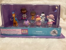 NIB Disney Doc McStuffins Deluxe 8 piece Figurine Play Toy Set Lambie, Chilly