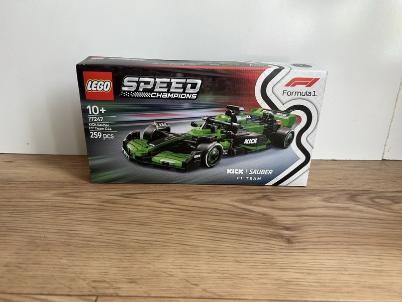 LEGO Speed Champions 77247 Kick Sauber New And Sealed
