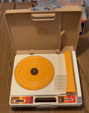 Fisher-Price Phonograph 498B Toy Record Player w/ Box, Volume Control 33/45