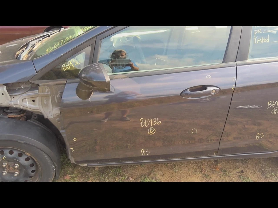 Console piso frontal sem reconhecimento de voz compatível com 11-13 FIESTA 384864 - Imagem 4 de 4