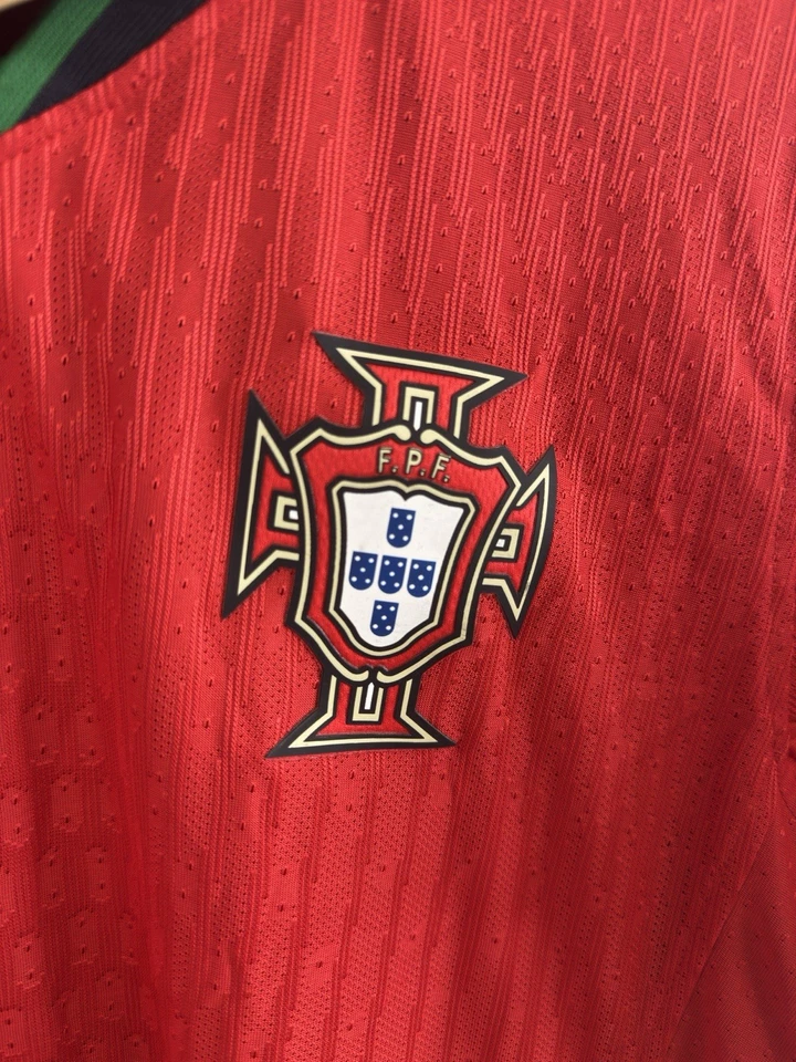 Portugal Cristiano Ronaldo #7 Red/Green Size Adult S But Fits Youth XL - Image 3 of 4